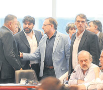 Legisladores del oficialismo y la oposición en el plenario de comisiones. (Fuente: Télam) (Fuente: Télam) (Fuente: Télam)