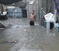 El agua inundó la villa 20 de Lugano, entre otros barrios humildes.