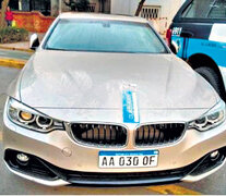 El auto BMW gris encontrado en Córdoba que se le pretendió atribuir a Milagro Sala.