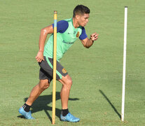 El colombiano tiene once partidos por delante con la auriazul hasta el fin de su contrato. (Fuente: Sebastián Granata) (Fuente: Sebastián Granata) (Fuente: Sebastián Granata)