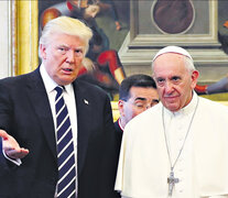 “You are welcome”, le dijo el Papa a Trump en la biblioteca pontificia del Palacio Apostólico del Vaticano. (Fuente: AFP) (Fuente: AFP) (Fuente: AFP)