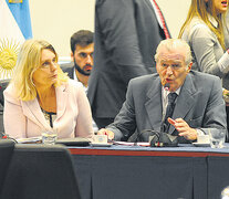 El secretario de Culto, Santiago De Estrada, defendió el proyecto en la reunión de comisión.