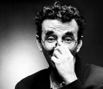 Además de fumar, Bolaño tenía el vicio de escribir cartas.