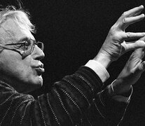 Ligeti compuso El Gran Macabro entre 1975 y 1977, pero veinte años más tarde eliminó todos los pasajes hablados del primer acto.