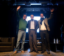 Rossi, Víctor Hugo Morales y Sukerman en la presentación que hicieron ayer en Rosario. (Fuente: Sebastián Granata) (Fuente: Sebastián Granata) (Fuente: Sebastián Granata)