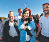 Cristina Kirchner recorrió una clínica veterinaria junto al intendente Juan Patricio Mussi.