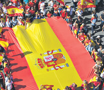 Miles de personas se manifestaron a favor de la unidad de España. (Fuente: AFP) (Fuente: AFP) (Fuente: AFP)
