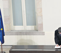 Carles Puigdemont manifestó ayer en el Parlamento catalán que busca “desescalar la tensión” con el gobierno central. (Fuente: EFE) (Fuente: EFE) (Fuente: EFE)