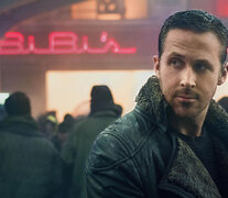 Ryan Gosling conjuga la tensión de un dolor que la película traduce de manera desgarrada.