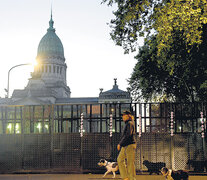 Ayer la Policía de la Ciudad ya había vallado el Congreso y sus alrededores. (Fuente: Télam) (Fuente: Télam) (Fuente: Télam)