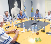 Hugo Moyano y Luis Barrionuevo volvieron a una reunión de la CGT ante los rumores de fractura. (Fuente: Télam) (Fuente: Télam) (Fuente: Télam)