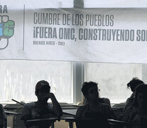 Paneles en la Facultad de Sociales de la UBA. (Fuente: Bernardino Avila) (Fuente: Bernardino Avila) (Fuente: Bernardino Avila)