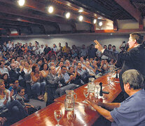 Fernando Gray en el acto de cierre en el auditorio de la sede del PJ Nacional. (Fuente: Télam) (Fuente: Télam) (Fuente: Télam)