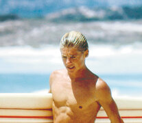 William Finnegan de joven surfeando en california