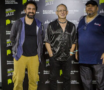 El percusionista Fabián Miodownik, Hugo Fattoruso y Daniel Maza, el Trío Oriental.
