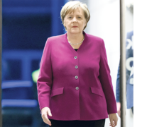 “Los cuatro años son lo que yo prometí”, dijo Merkel, quien gobierna ininterrumpidamente desde 2005.