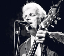 Kiko Veneno publicó 14 discos en cuarenta años: los tres primeros con la banda Veneno, y el resto solista.
