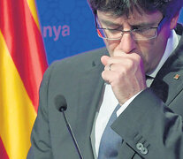 Puigdemont envió un mensaje de video desde Bruselas anunciando su renuncia a la presidencia.