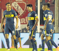 Los jugadores de Boca no encuentran respuestas a la segunda derrota consecutiva en la Superliga.