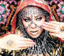 Beyoncé posando como diosa hindú para un video de Coldplay
