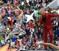 Luego de tocar en la apertura del Mundial, Robbie Williams quedó acomodado en la primera jornada del Personal Fest.