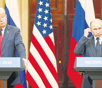 Trump y Putin con dificultades de audio en la cumbre celebrada en Helsinki.
