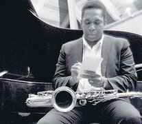 John Coltrane en el estudio de Rudy Van Gelder donde se registró la sesión perdida y ahora encontrada.