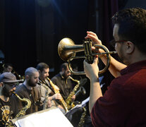 La presencia de D’Alcantara –aquí en pleno ensayo- es todo un acontecimiento. (Fuente: Andres Macera) (Fuente: Andres Macera) (Fuente: Andres Macera)