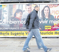 Cambiemos utilizó a beneficiarios de planes sociales como aportantes de la campaña.