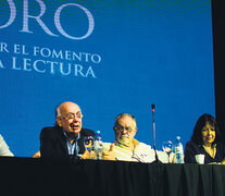 Lectura y Medios: H. Soriani (PáginaI12), P. Cáceres, M. Giardinelli, C. Mucci y K. Micheletto.