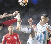 Racing y River abrieron la serie copera con una actuación bastante discreta. (Fuente: Fotobaires) (Fuente: Fotobaires) (Fuente: Fotobaires)