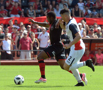 Luis Leal asume en Newell’s la responsabilidad del gol. (Fuente: Sebastián Granata) (Fuente: Sebastián Granata) (Fuente: Sebastián Granata)