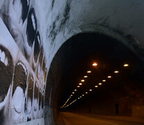 “Bocanada”, nombre de la obra en la entrada del túnel Illia. (Fuente: Andres Macera) (Fuente: Andres Macera) (Fuente: Andres Macera)