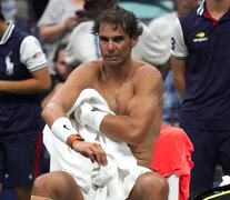 Rafael Nadal, el número uno del mundo, también sufrió las altas temperaturas en Nueva York. (Fuente: AFP) (Fuente: AFP) (Fuente: AFP)