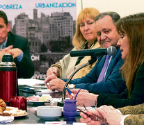 Los ministros de Desarrollo Social de Tucumán, La Rioja, San Juan, Salta, Santa Cruz y La Pampa.