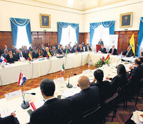 Trece países de América latina se reúnen entre ayer y hoy en Quito.