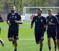 El plantel de River trabajó en el predio de Ezeiza pensando en Lanús e Independiente.