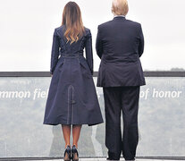 Melania y Trump visitaron en Pensilvania el recién inaugurado monumento la Torre de las Voces. (Fuente: AFP) (Fuente: AFP) (Fuente: AFP)