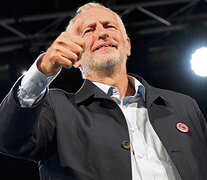 Corbyn gesticula a la tribuna después de hablar en un acto laborista ayer en Liverpool. (Fuente: AFP) (Fuente: AFP) (Fuente: AFP)