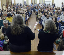 La asamblea se realizó anoche en la Facultad de Humanidades. (Fuente: Andres Macera) (Fuente: Andres Macera) (Fuente: Andres Macera)