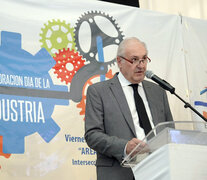 El Día de la Industria se celebró en Armstrong con industriales y funcionarios.