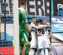 Lisandro López convirtió temprano en el segundo tiempo y fue un mazazo para Central. (Fuente: Fotobaires) (Fuente: Fotobaires) (Fuente: Fotobaires)