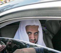 El fiscal general de Arabia Saudita, Saud El Moyeb, abandona el consulado saudí en Estambul. (Fuente: EFE) (Fuente: EFE) (Fuente: EFE)