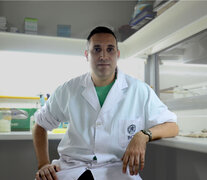 David Tomat es doctor en Ciencias Bioquímicas e investigador del CONICET. (Fuente: Camila Casero) (Fuente: Camila Casero) (Fuente: Camila Casero)