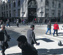 La plaza financiera local sigue siendo considerada de alto riesgo para los inversores extranjeros. (Fuente: EFE) (Fuente: EFE) (Fuente: EFE)