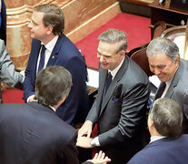 Los senadores acordaron sesionar ayer con temas de consenso y postergar los proyectos más conflictivos. (Fuente: NA) (Fuente: NA) (Fuente: NA)