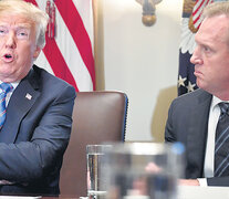 Trump no ha dicho si quiere que Shanahan sea permanentemente su secretario de Defensa.