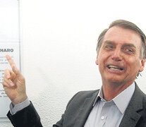 Jair Bolsonaro participó de la inauguración del colegio Percy Geraldo Bolsonaro, nombre de su padre.