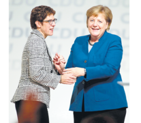 Annegret Kramp-Karrenbauer con la canciller alemana Angela Merkel. (Fuente: AFP) (Fuente: AFP) (Fuente: AFP)