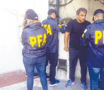 Efectivos de la policía detuvieron ayer a Isidro Bounine, ex secretario de Cristina Kirchner.